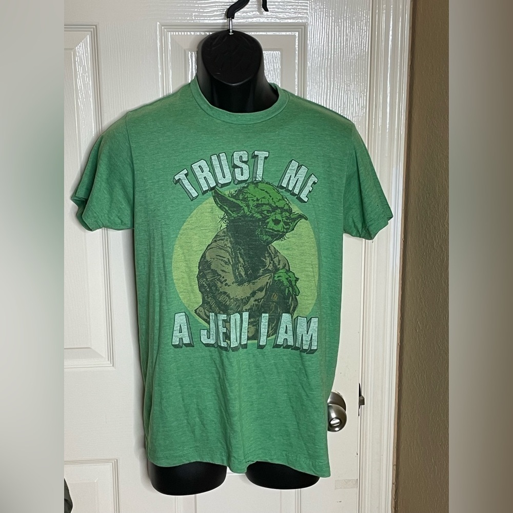 Vintage Star Wars Yoda Tee sz small​​​​​​​​​​​​​​​​​​​​​​​